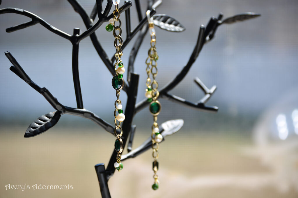 Green & Gold Strands